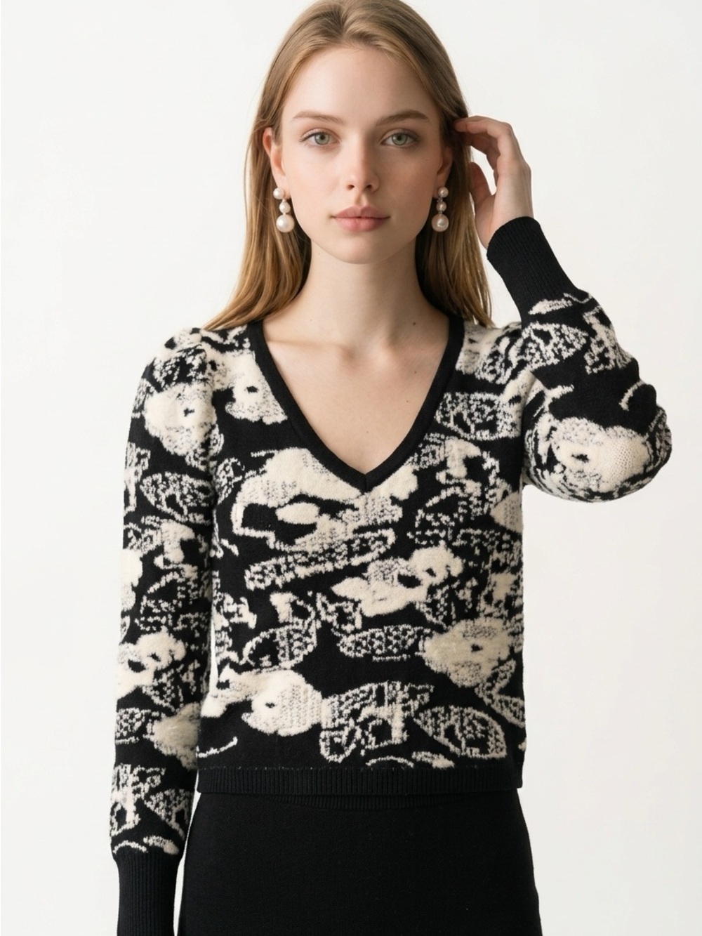 Jason Wu Black and Cream Floral V-Neck Knit Sweater